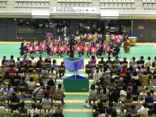 勝山中学校の演奏の様子の写真