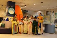 キッズプラネタリウムでの古代衣裳体験