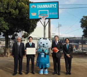 東洋ライト株式会社及び京都ハンナリーズ 感謝状贈呈式